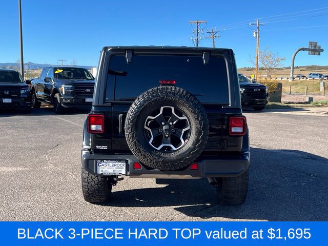 Used 2022 Jeep Wrangler Unlimited Sahara AWD/4WD image 4