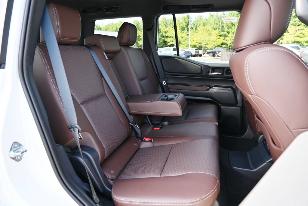 New 2027 Toyota Land Cruiser w/ Premium Package AWD/4WD image 18