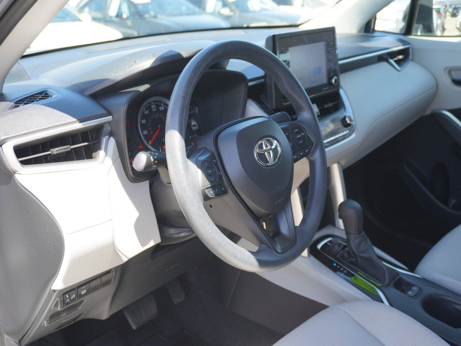 Used 2022 Toyota Corolla Cross L AWD/4WD image 19
