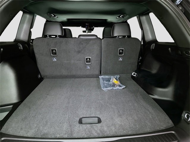 New 2025 Jeep Grand Cherokee 4WD image 30