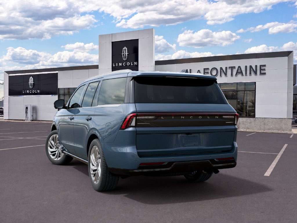 New 2027 Lincoln Navigator Reserve AWD/4WD image 8