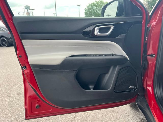 Certified 2023 Jeep Compass Limited w/ Elite Group AWD/4WD image 10