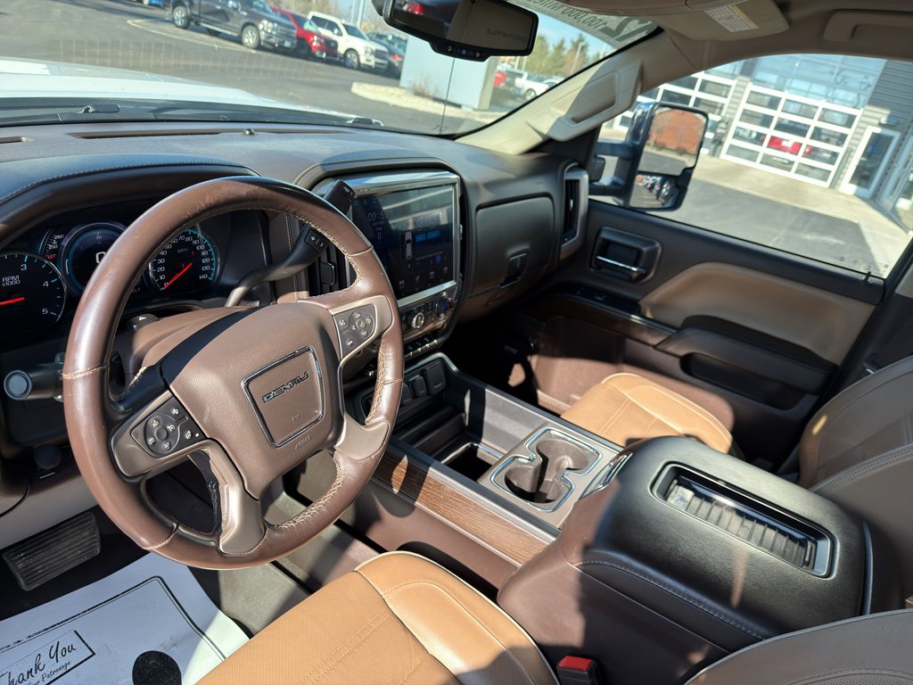 Used 2019 GMC Sierra 2500 Denali w/ Duramax Plus Package image 12