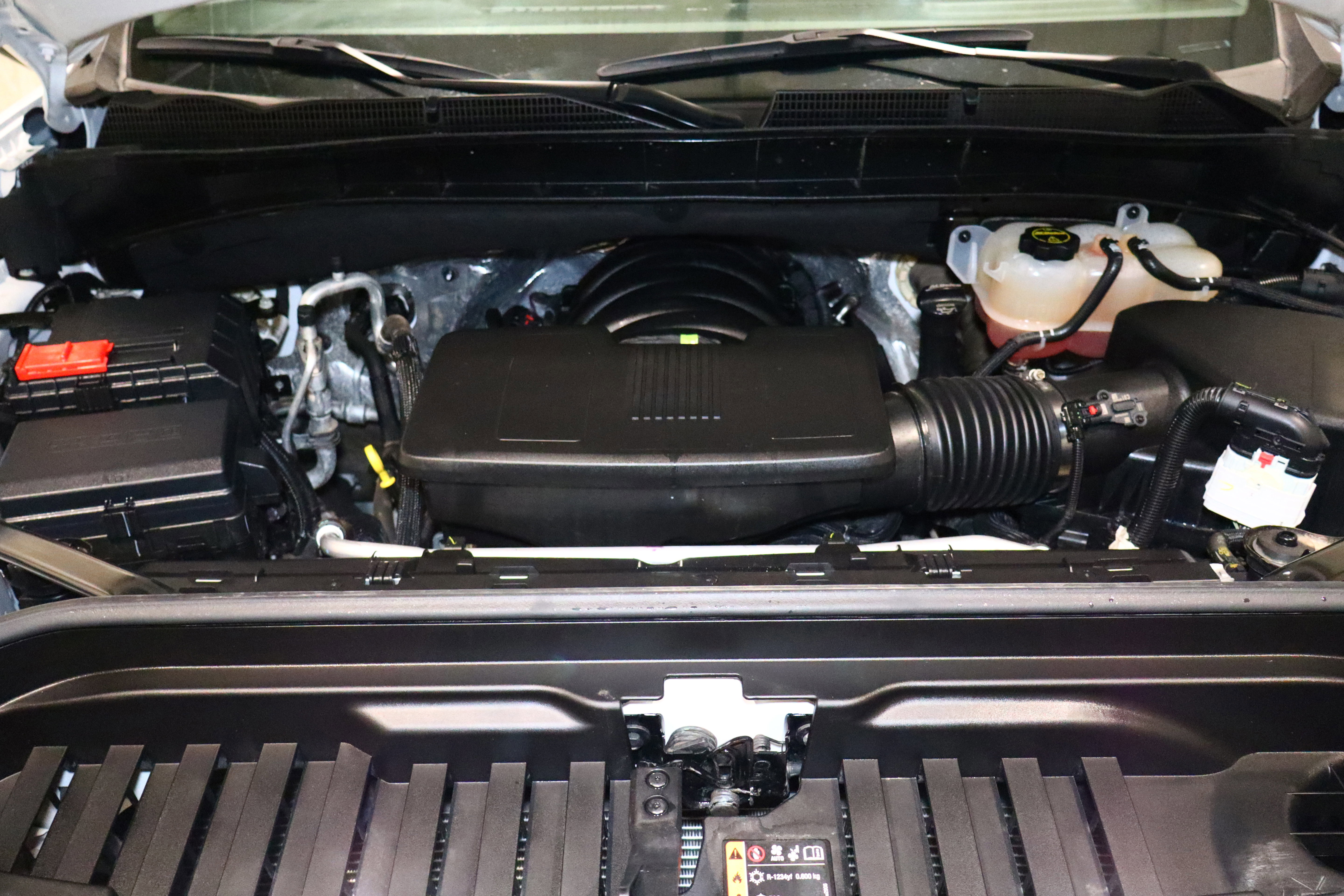 Used 2024 GMC Sierra 1500 SLT image 9
