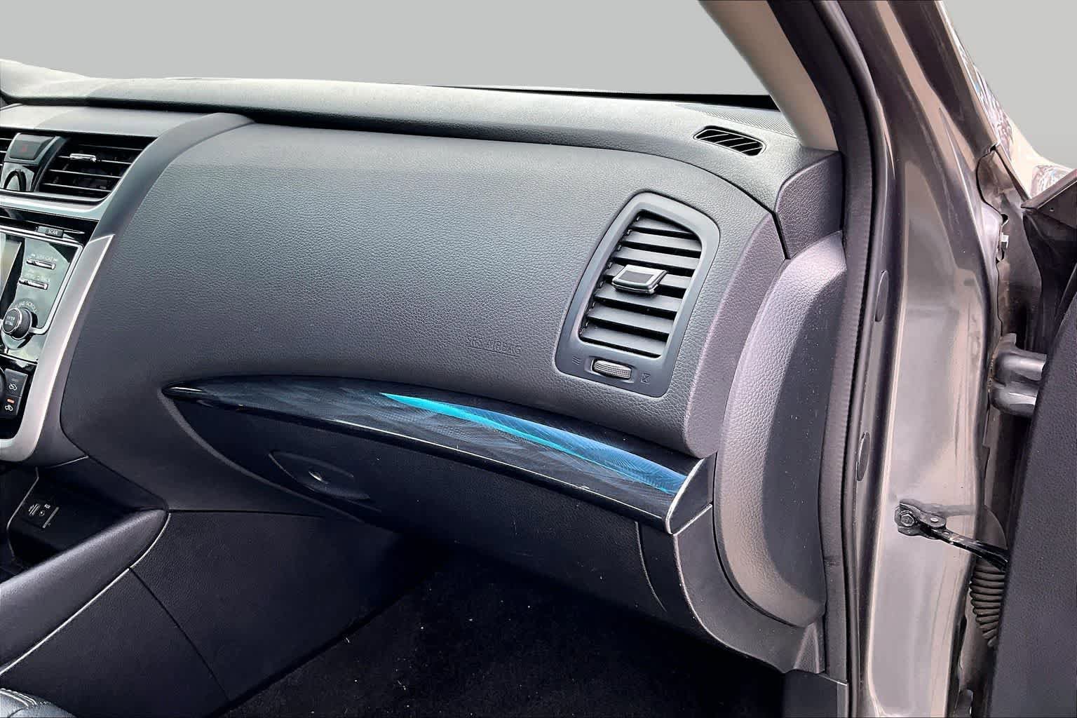 Used 2018 Nissan Altima 2.5 SL FWD image 17