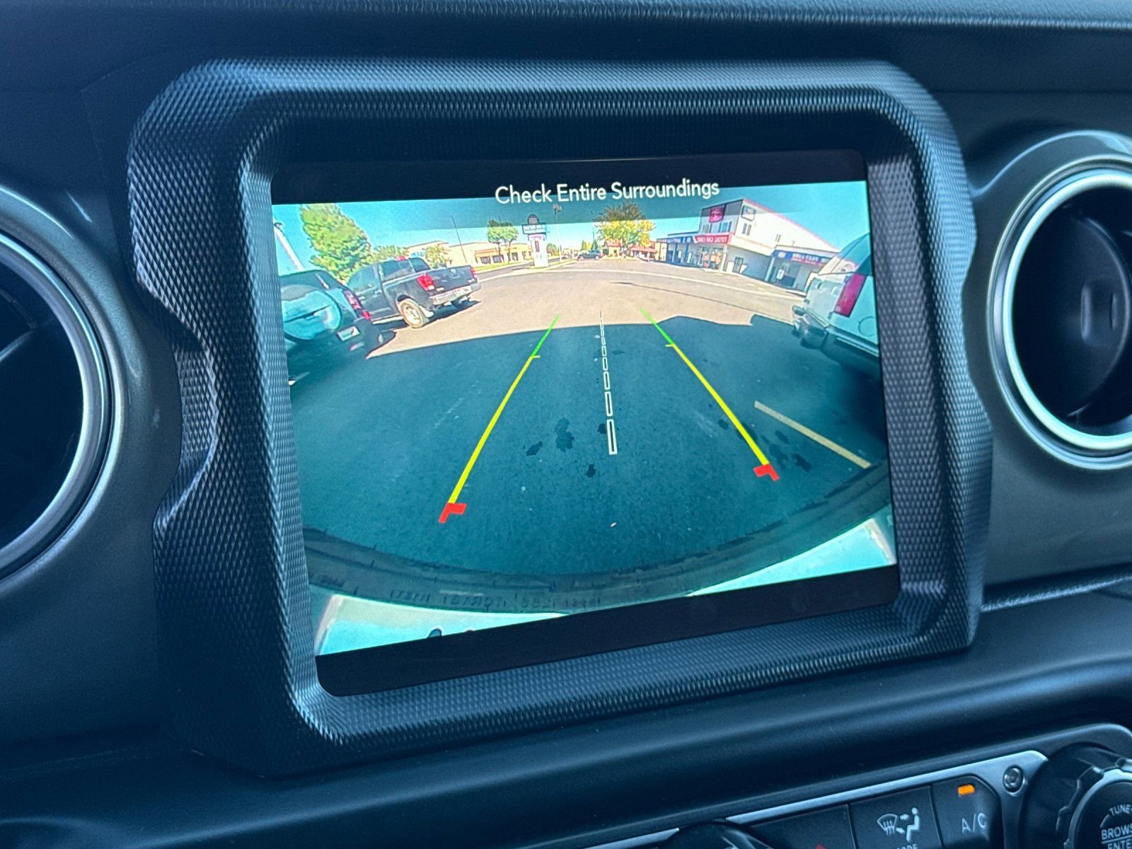 Used 2023 Jeep Wrangler Sahara w/ Cold Weather Group image 22