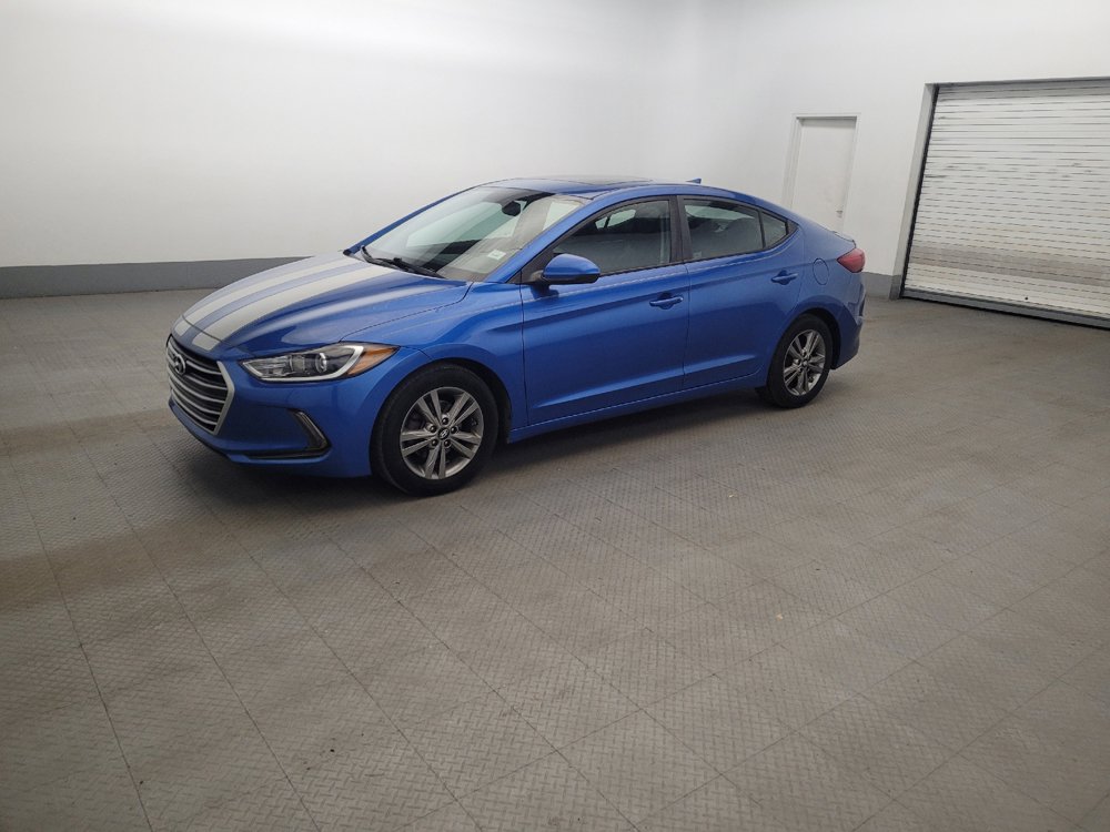 Used 2017 Hyundai Elantra Value Edition w/ Cargo Package FWD image 2