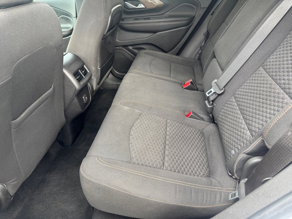 Used 2018 GMC Terrain SLE image 17