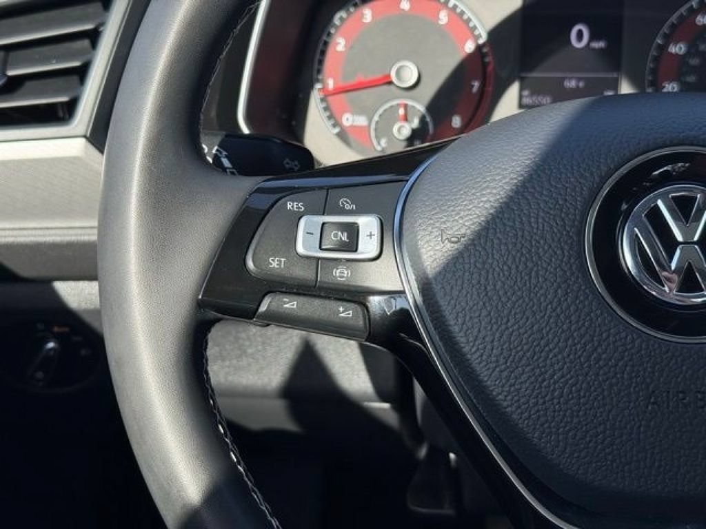 Used 2021 Volkswagen Jetta SE FWD image 14