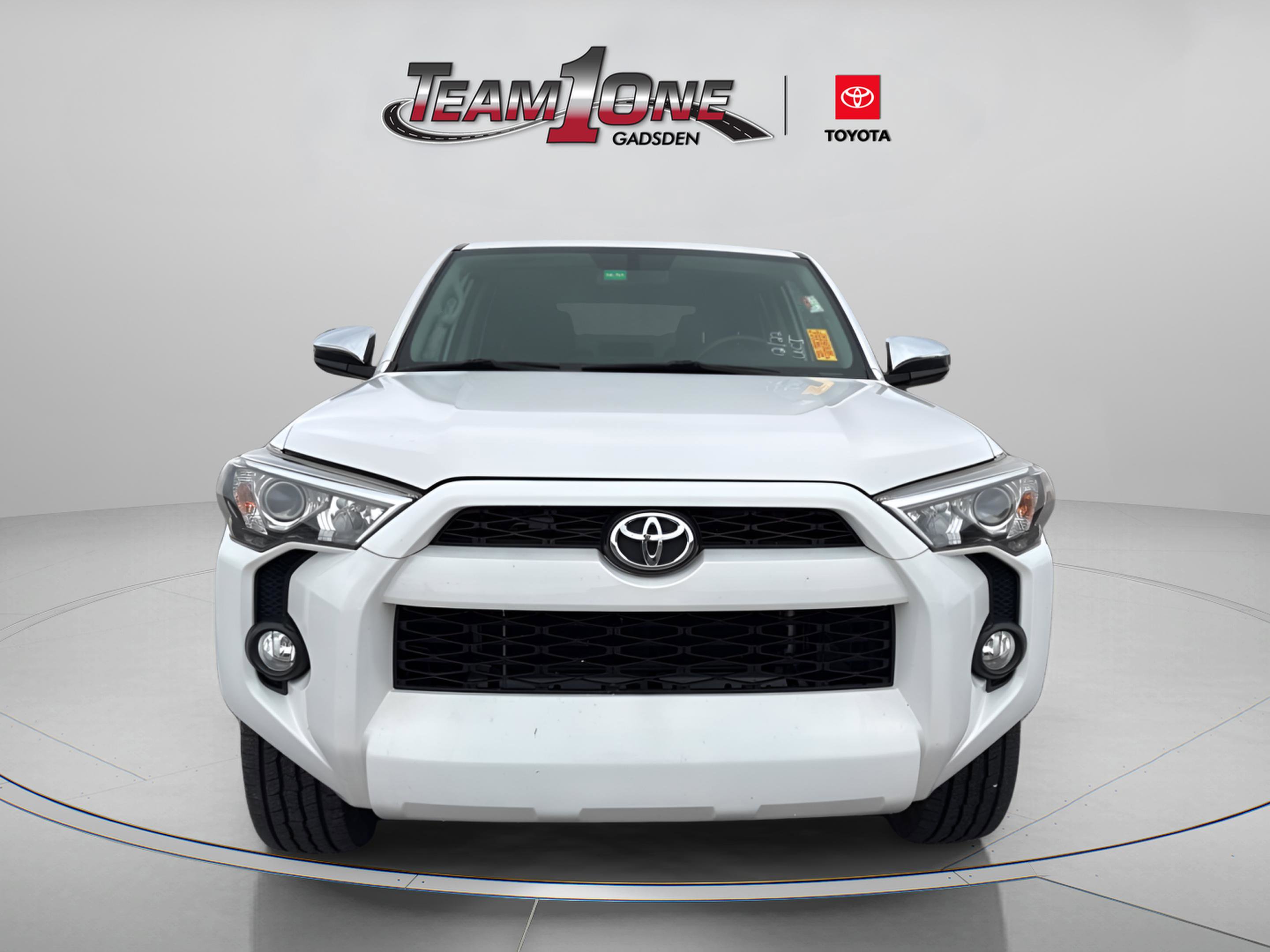 Used 2018 Toyota 4Runner SR5 image 2