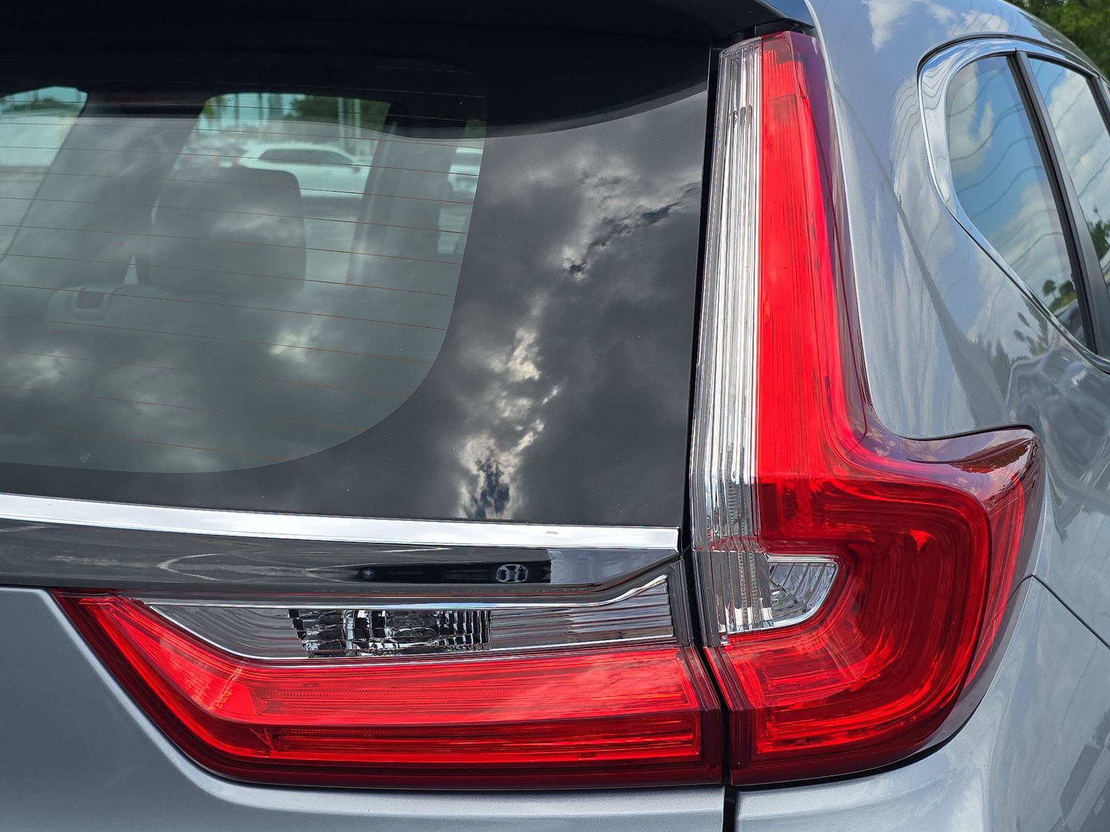 Used 2019 Honda CR-V LX image 8