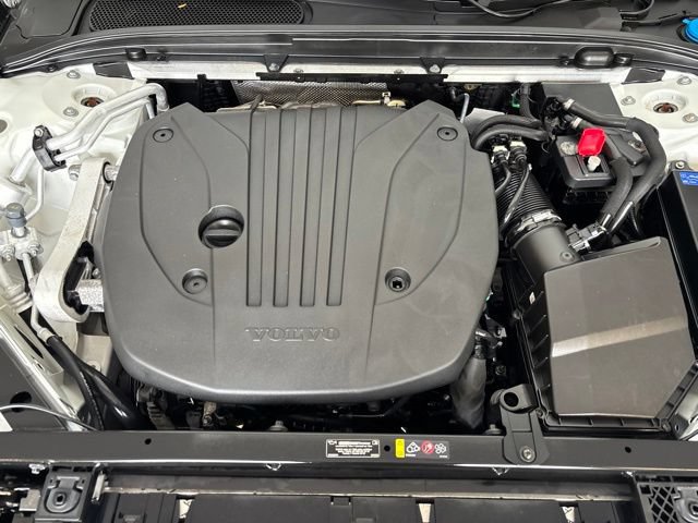 Used 2024 Volvo S60 B5 Plus AWD/4WD image 28
