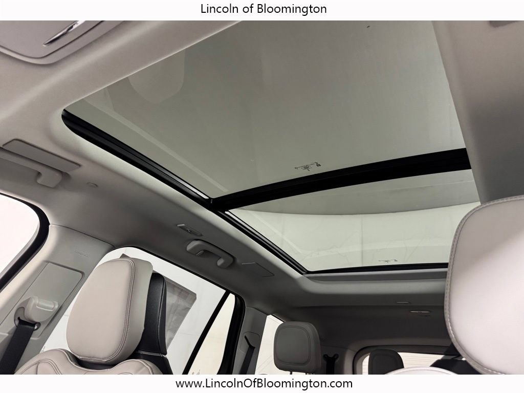 New 2026 Lincoln Aviator Reserve AWD/4WD image 30