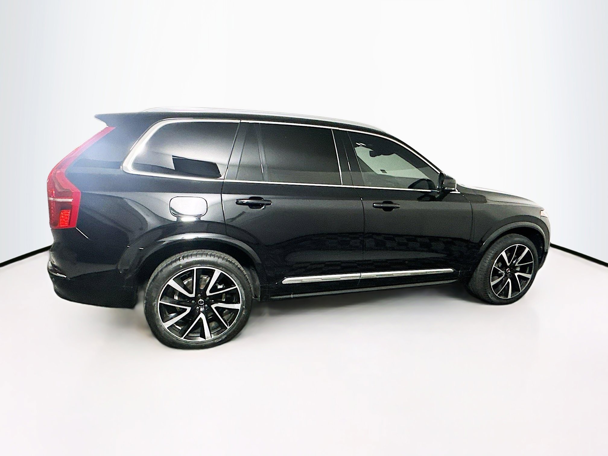 Used 2024 Volvo XC90 B6 Plus AWD/4WD image 10