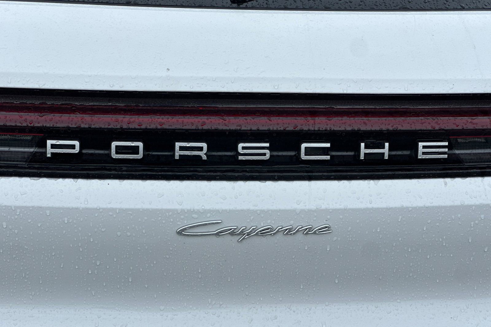 Used 2024 Porsche Cayenne image 49
