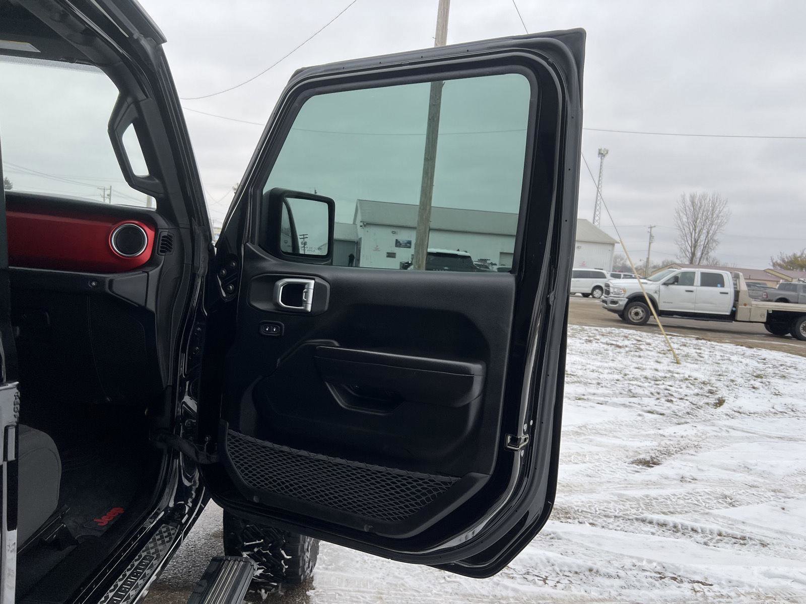 Used 2020 Jeep Gladiator Rubicon image 32