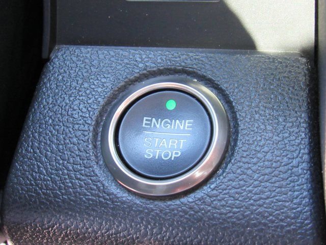 Used 2017 Ford F150 Raptor w/ Equipment Group 802A Luxury image 21