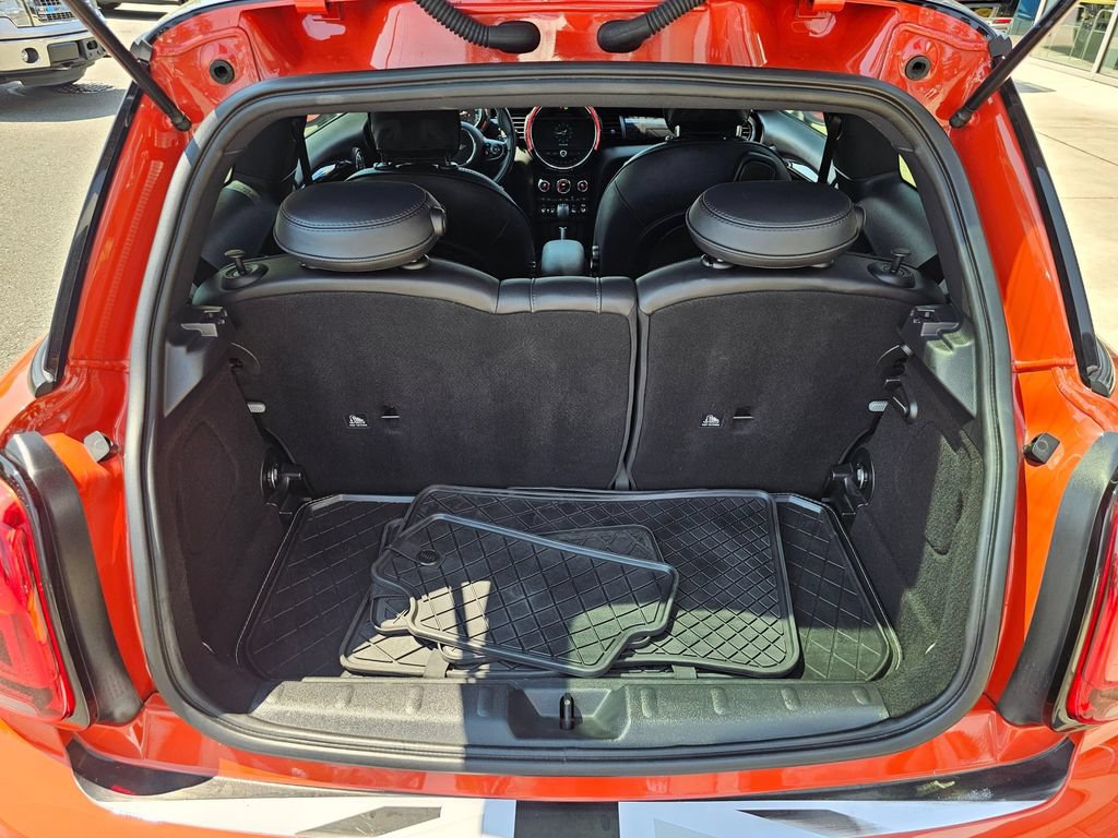 Used 2019 MINI Cooper John Cooper Works w/ Signature Upholstery Package FWD image 14
