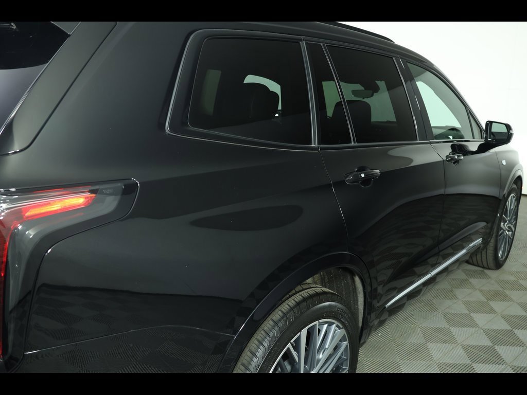 Used 2024 Cadillac XT6 Sport w/ Platinum Package image 22