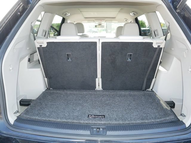 Certified 2022 Volkswagen Atlas SEL R-Line AWD/4WD image 19