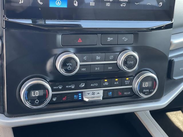 Certified 2023 Ford Expedition Max XLT image 17