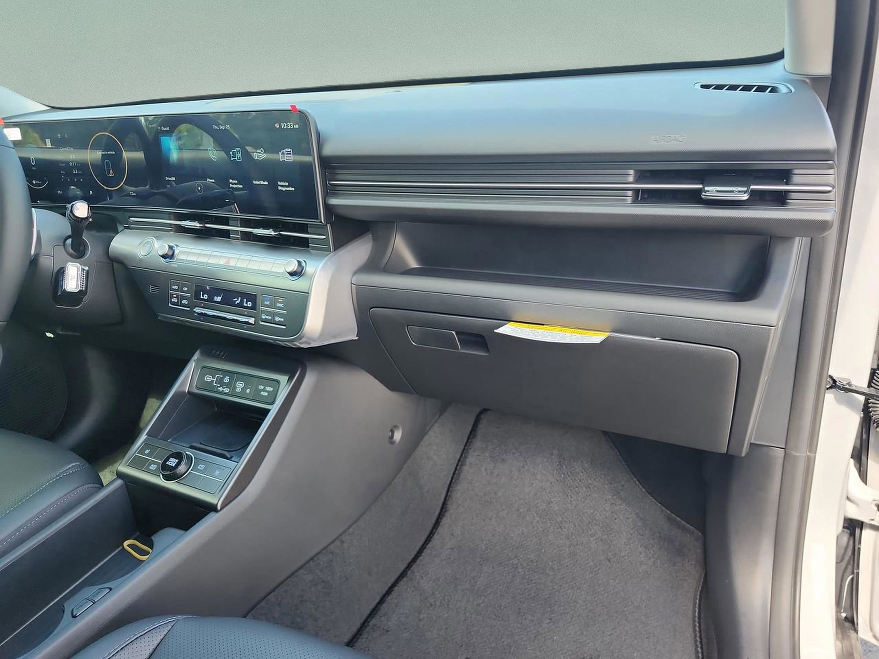 Used 2026 Hyundai Kona SEL Premium FWD image 17