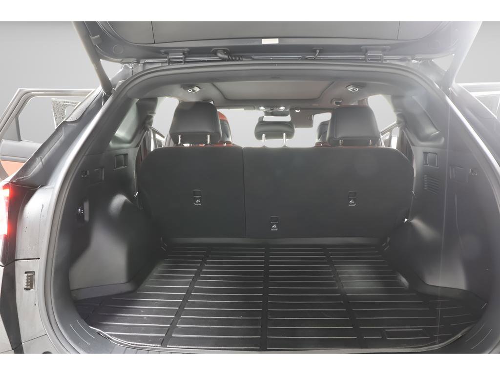 Used 2025 Kia Sportage SX Prestige image 28