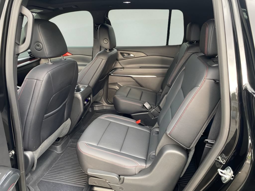 Used 2025 Chevrolet Traverse Z71 AWD/4WD image 22