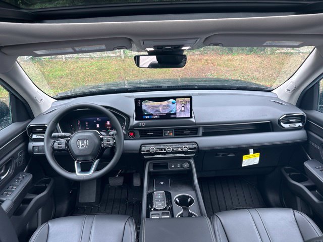 New 2026 Honda Pilot Touring image 7