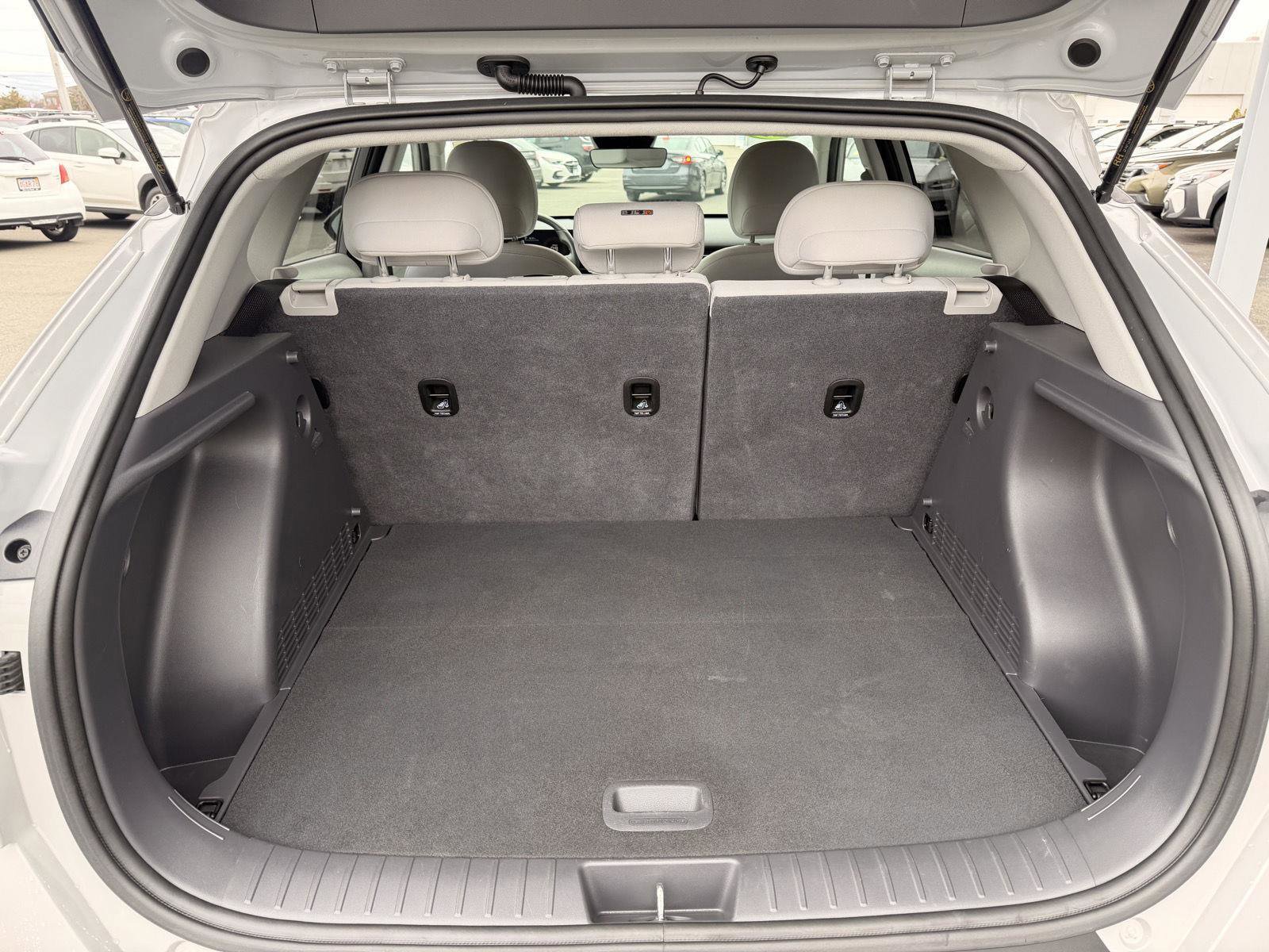 Used 2025 Hyundai Kona SEL image 30