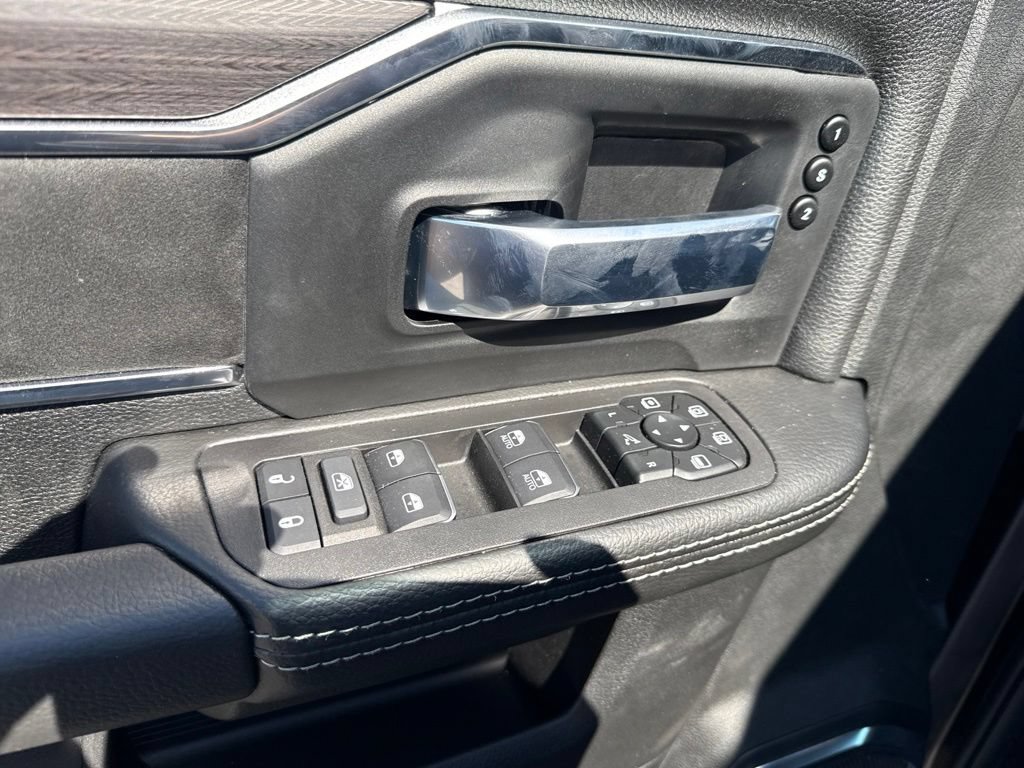 New 2026 RAM 2500 Laramie w/ Night Edition AWD/4WD image 20