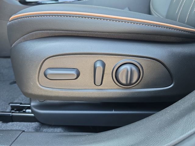 New 2026 Buick Envista Avenir image 18