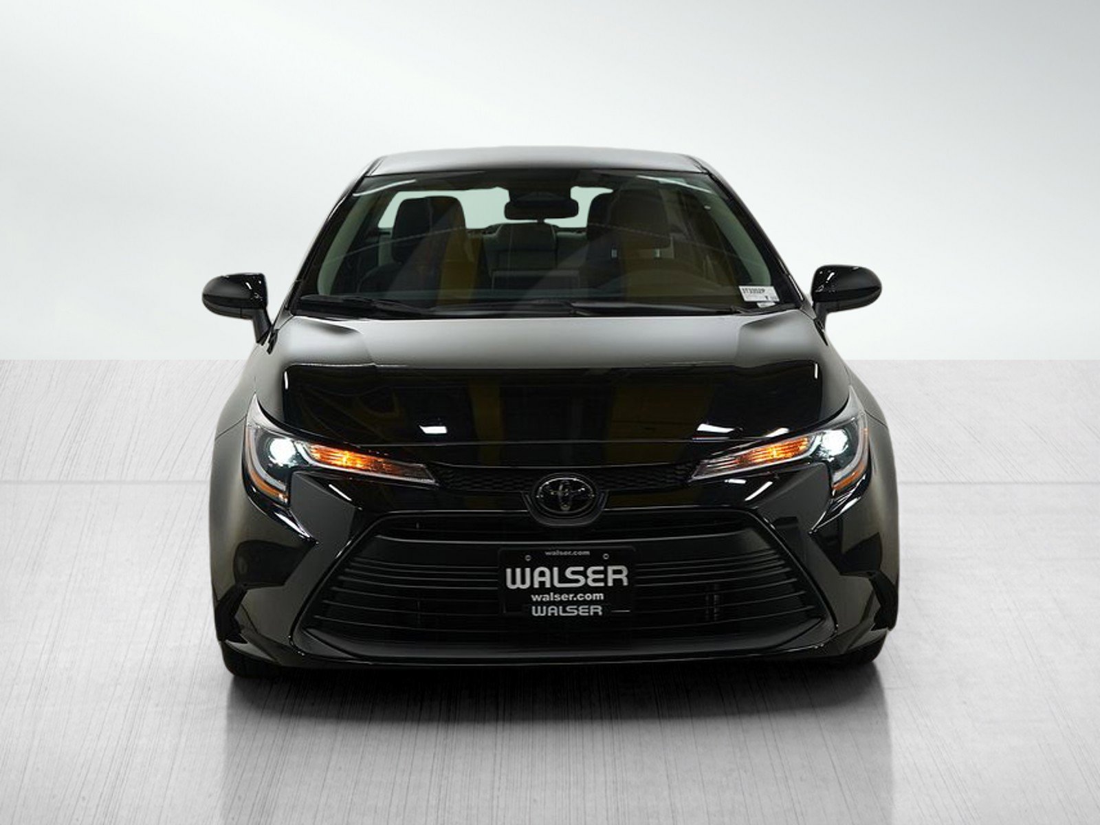 Used 2025 Toyota Corolla LE image 8