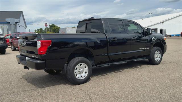 Used 2023 Nissan Titan SV AWD/4WD image 8