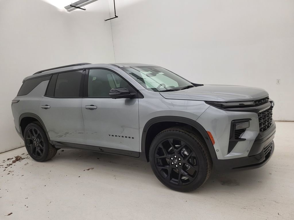 New 2026 Chevrolet Traverse RS w/ LPO, Floor Liner Package