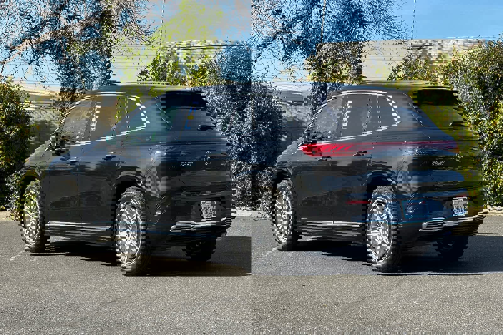 Used 2023 Mercedes-Benz EQS 580 4MATIC SUV image 5