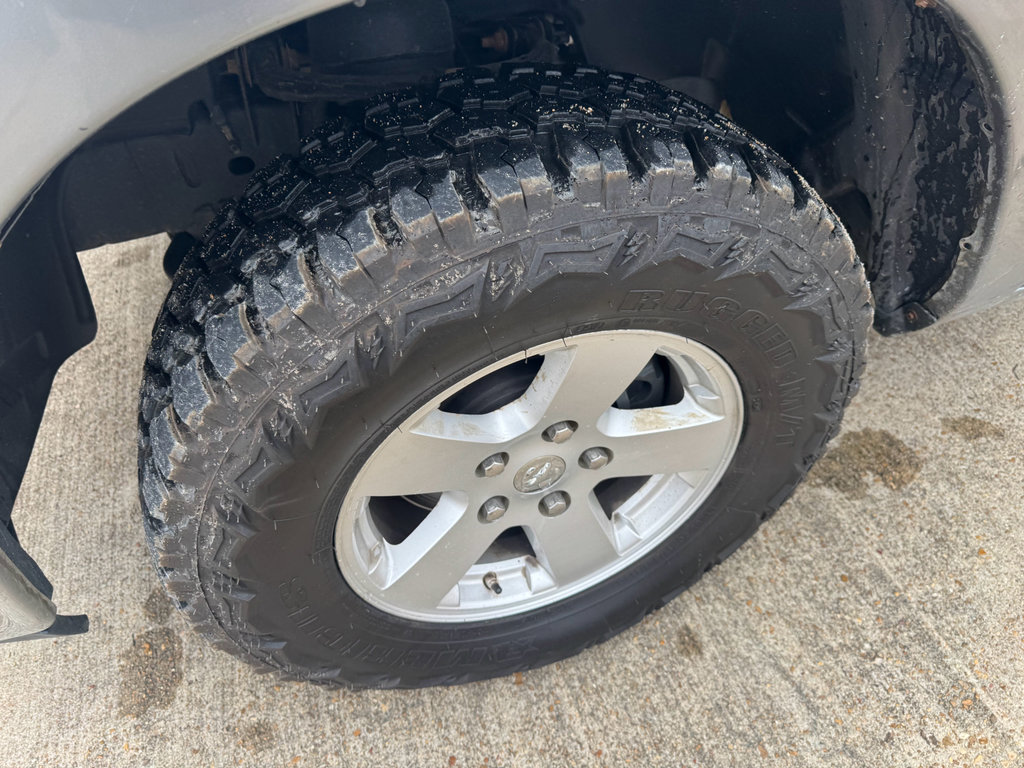 Used 2009 Dodge Ram 1500 Truck SLT image 9