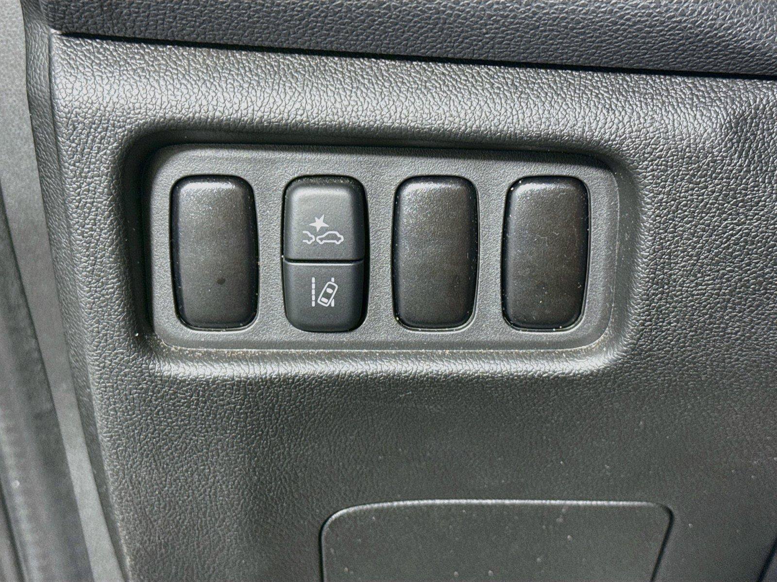 Used 2026 Mitsubishi Outlander Sport AWD image 17