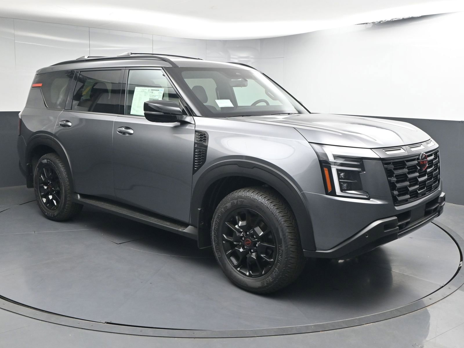 New 2025 Nissan Armada PRO-4X AWD/4WD image 1