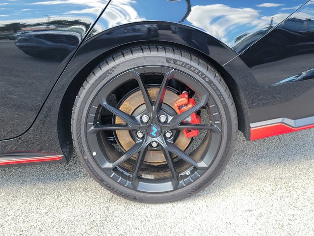 New 2026 Hyundai Elantra N FWD image 5