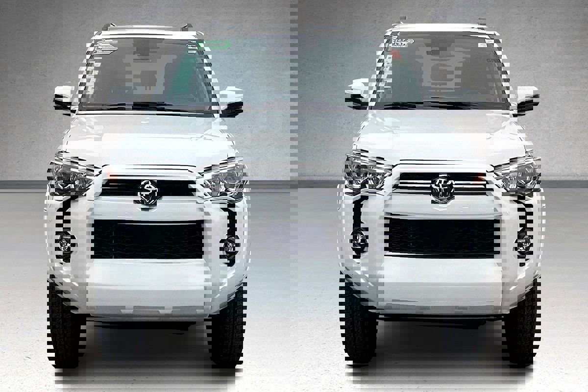 Used 2024 Toyota 4Runner SR5 image 3