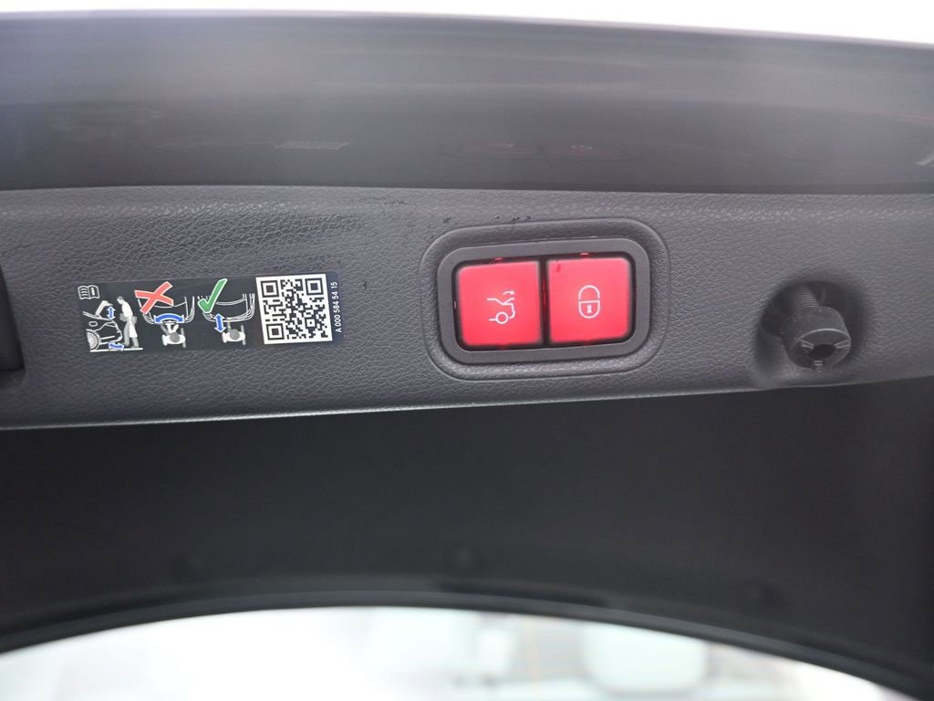 Used 2023 Mercedes-Benz E 350 Sedan image 24