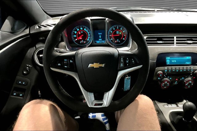 Used 2015 Chevrolet Camaro Z/28 RWD image 8