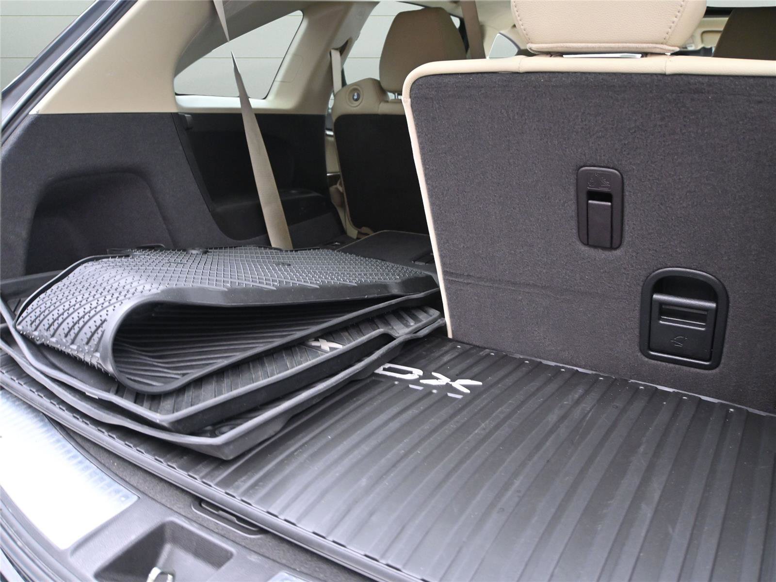 Used 2019 Acura MDX SH-AWD image 22