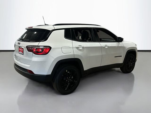 New 2026 Jeep Compass Latitude image 6