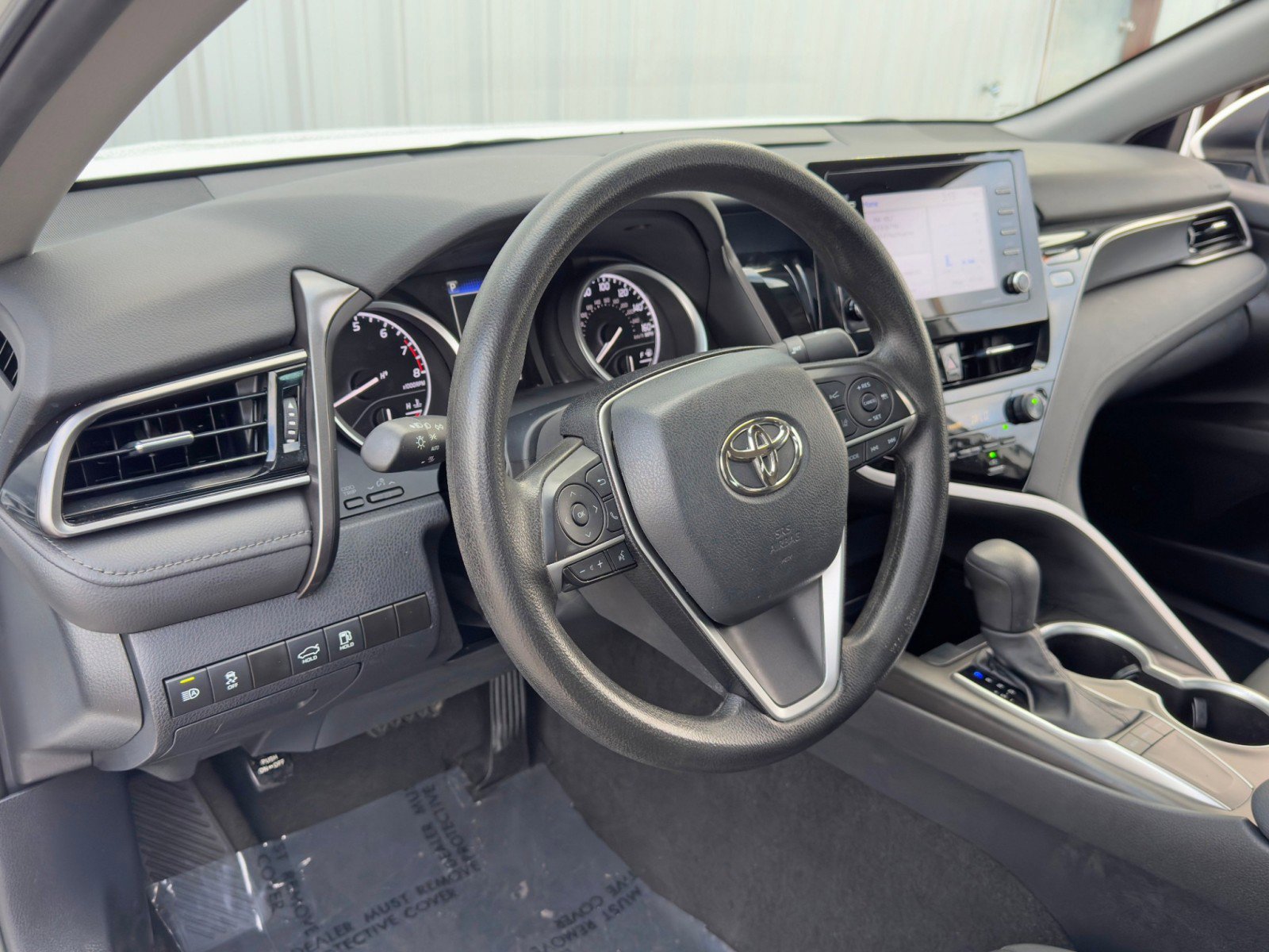 Used 2024 Toyota Camry LE image 11