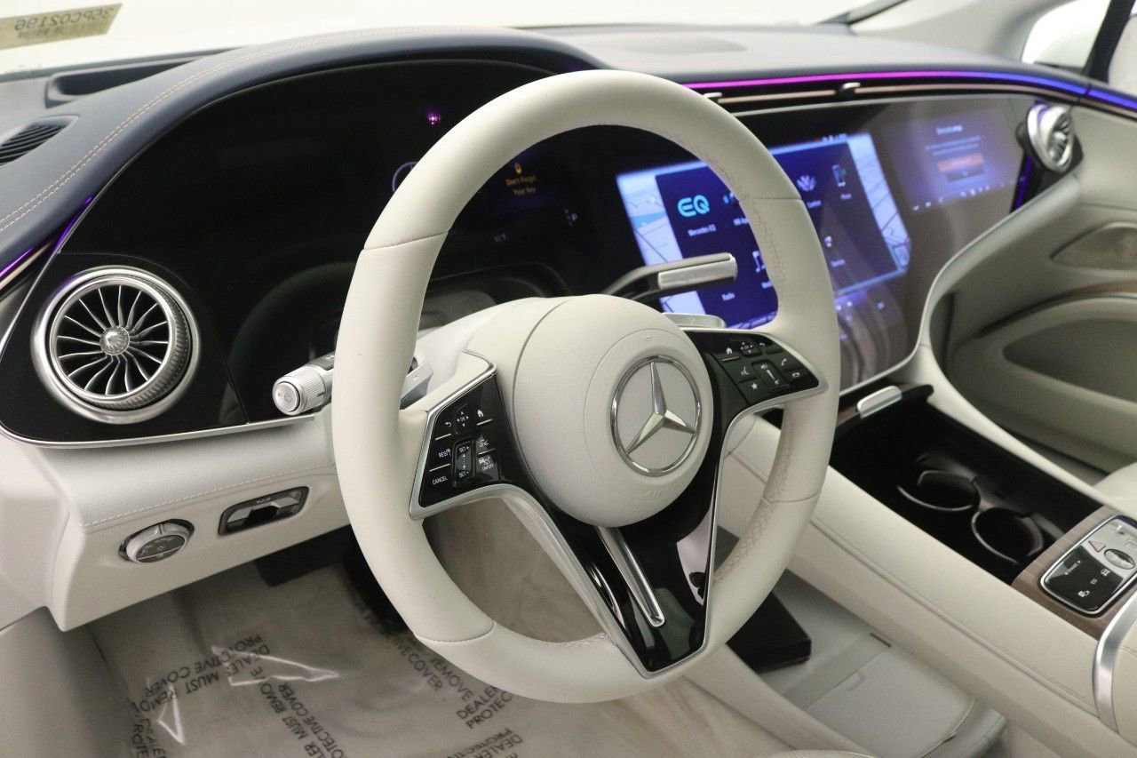 Certified 2023 Mercedes-Benz EQS 580 4MATIC Sedan image 17