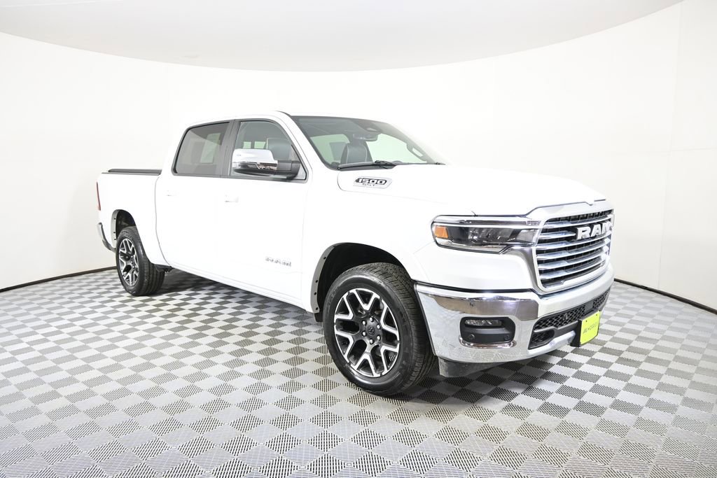 Used 2025 RAM 1500 Laramie AWD/4WD image 10