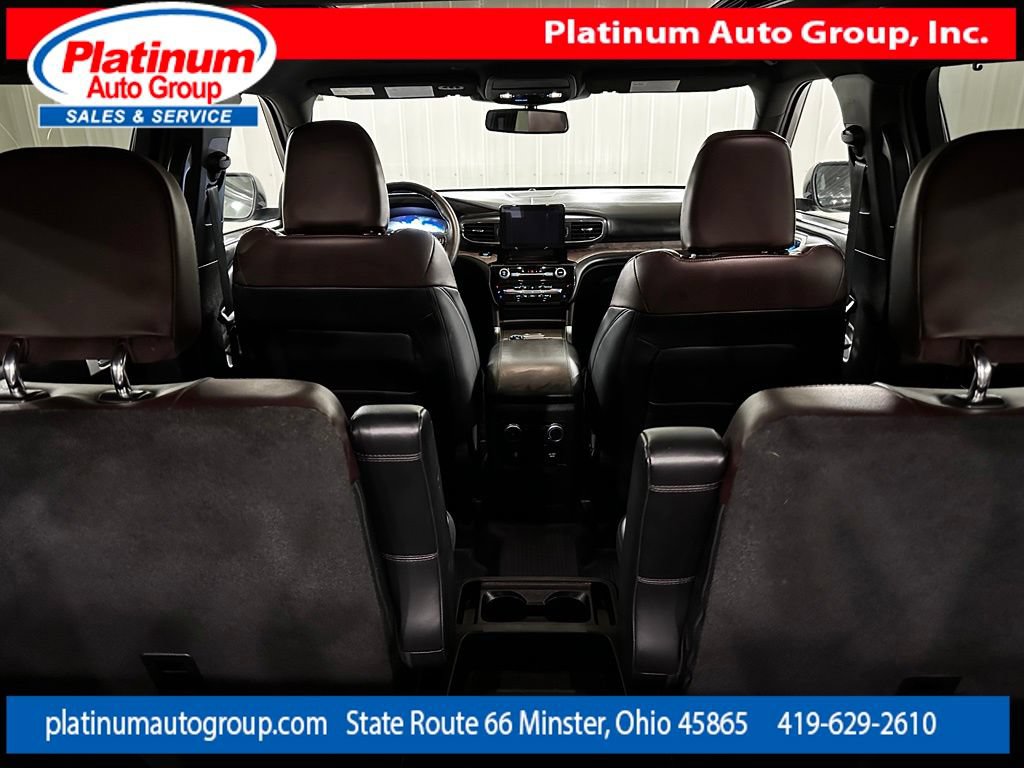 Used 2021 Ford Explorer Platinum w/ Equipment Group 601A AWD/4WD image 42