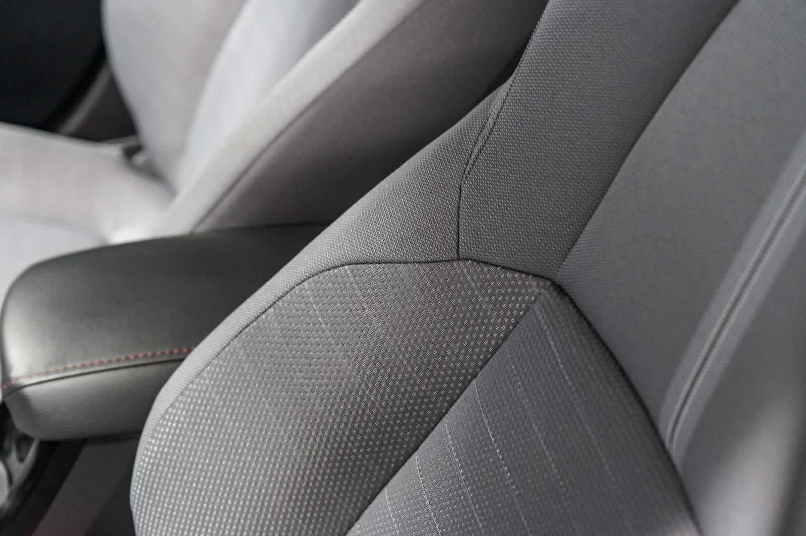 Certified 2025 Toyota Corolla SE FWD image 19